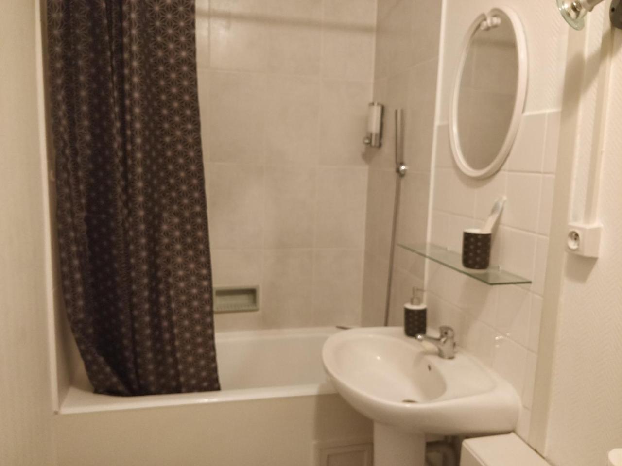 Le Chicago 4 Pers Centre Ville Wifi Parking Tram Apartment Clermont-Ferrand Exterior foto
